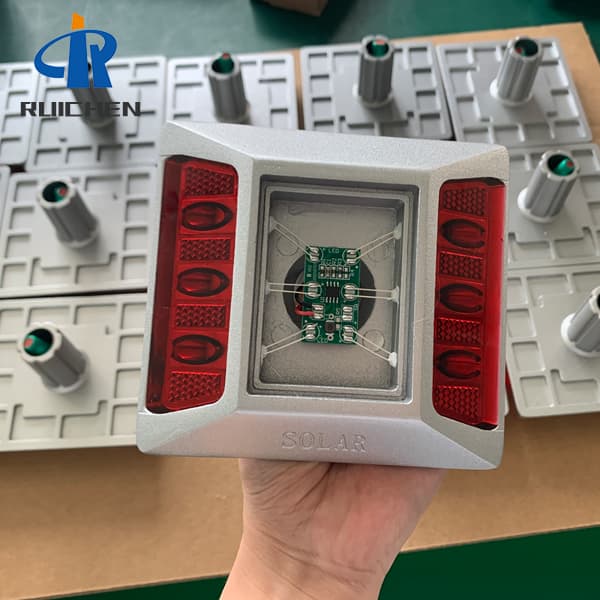 <h3>Solar Motorway Road Stud Synchronous Flashing For Freeway</h3>
